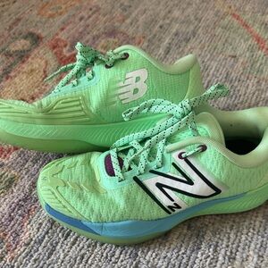 New Balance womens Green tennis Athletic Shoes
